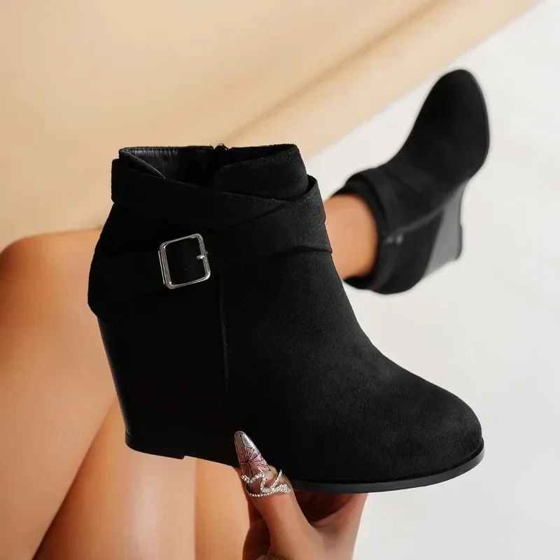 Side Zipper Design Black Wedge Heel Booties