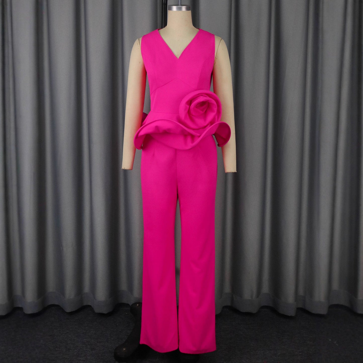 Three-dimensional Flower V-neck Sleeveless Top High Waist Fashion Straight-leg Pants