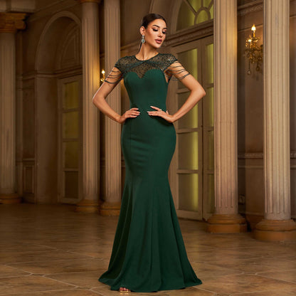 Elegant Sleeveless Round Neck Sequins Slim-fit Sheath Banquet Fishtail Evening Dress