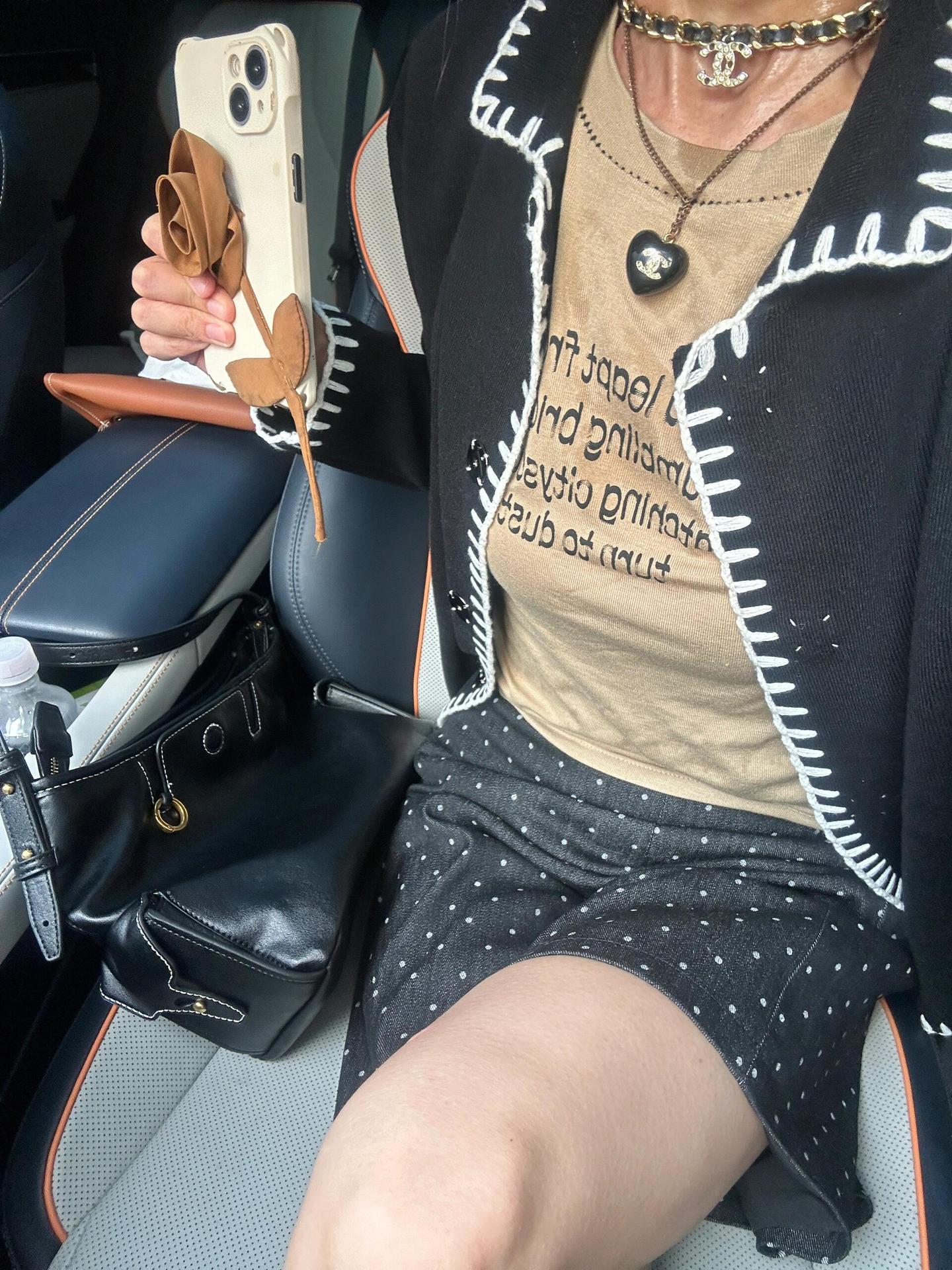 Women's Simple Retro Large Capacity Shoulder Bag