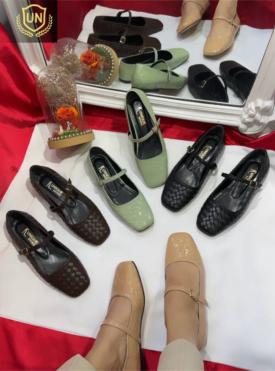 Lively high quality flat women shoes