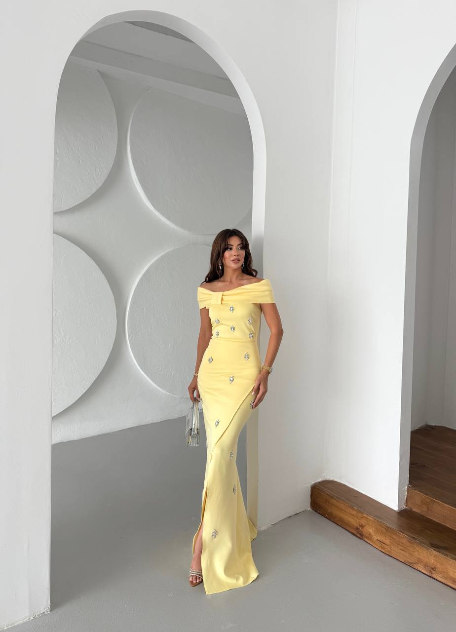 Princess Ace out shoulder prom dress