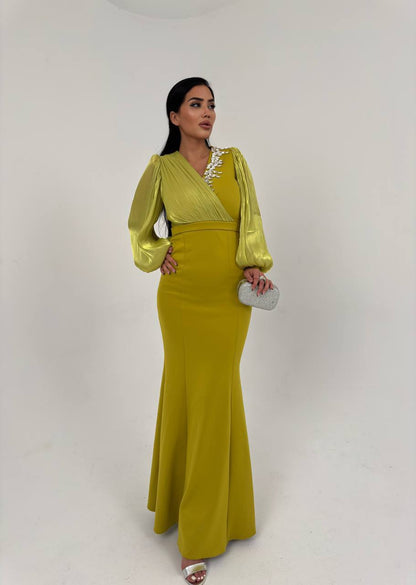 Linsey Cardanol women fancy dress