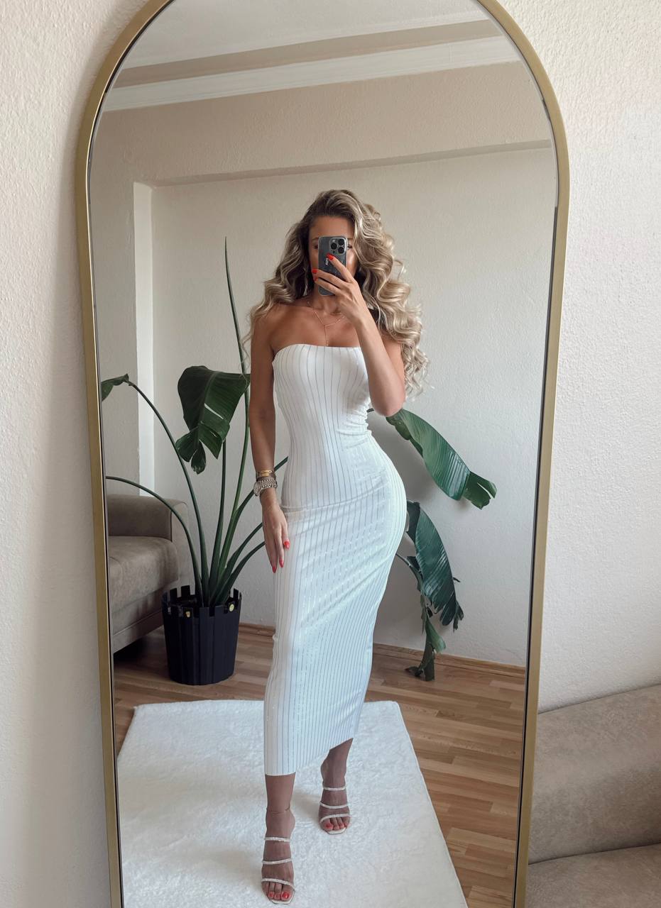 Tara que women long dress