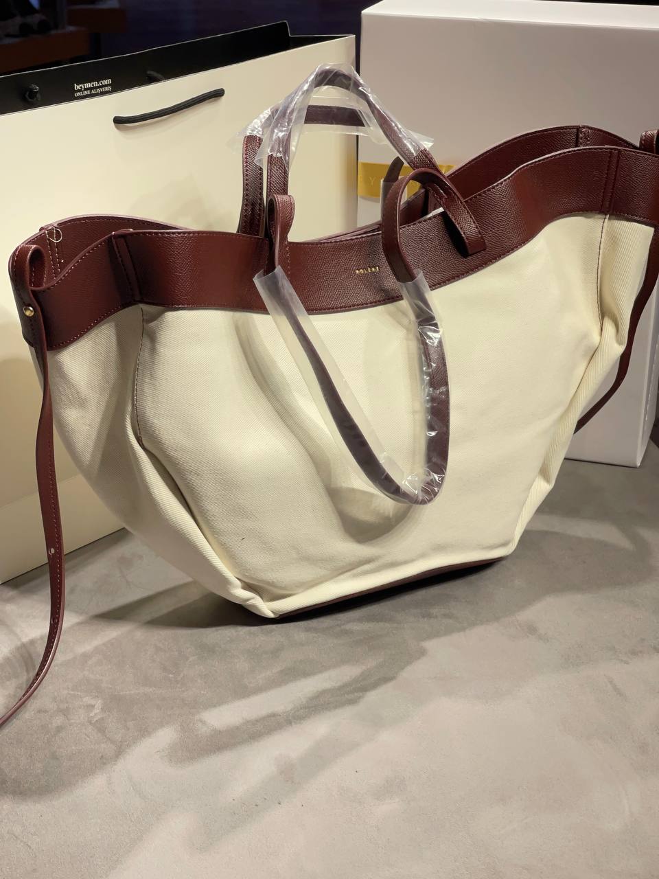 Pyre genuine leather vintage bag