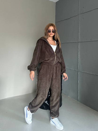 Leila two piece velvet women set