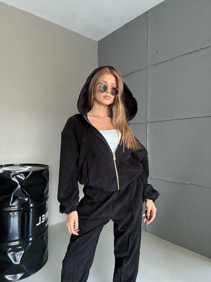 Leila two piece velvet women set