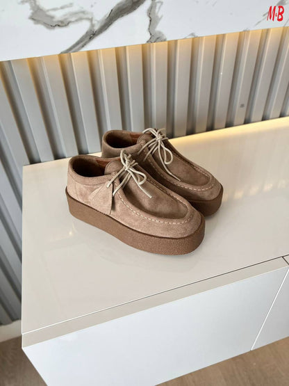 Wise women classic shoes